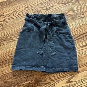 Belted denim skirt